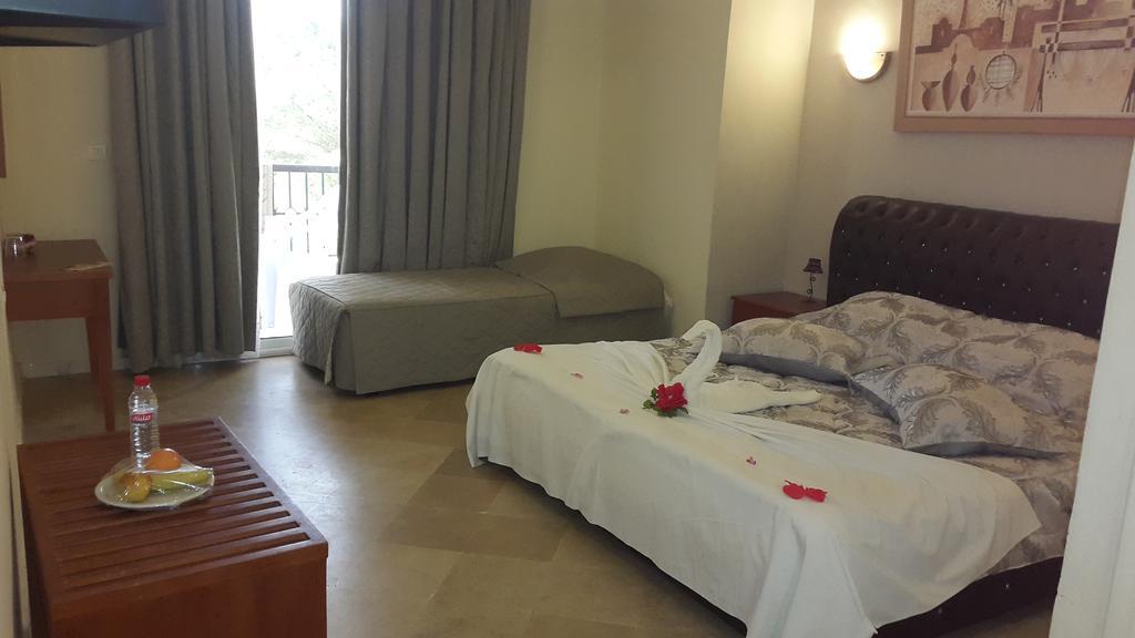 Le Grand Hotel Djerba Хумт Сук Екстериор снимка